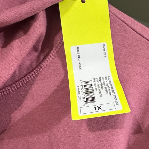 Size 1X Womens All in Motion Women's Rose Red Hoodie - Picture 2 of 4